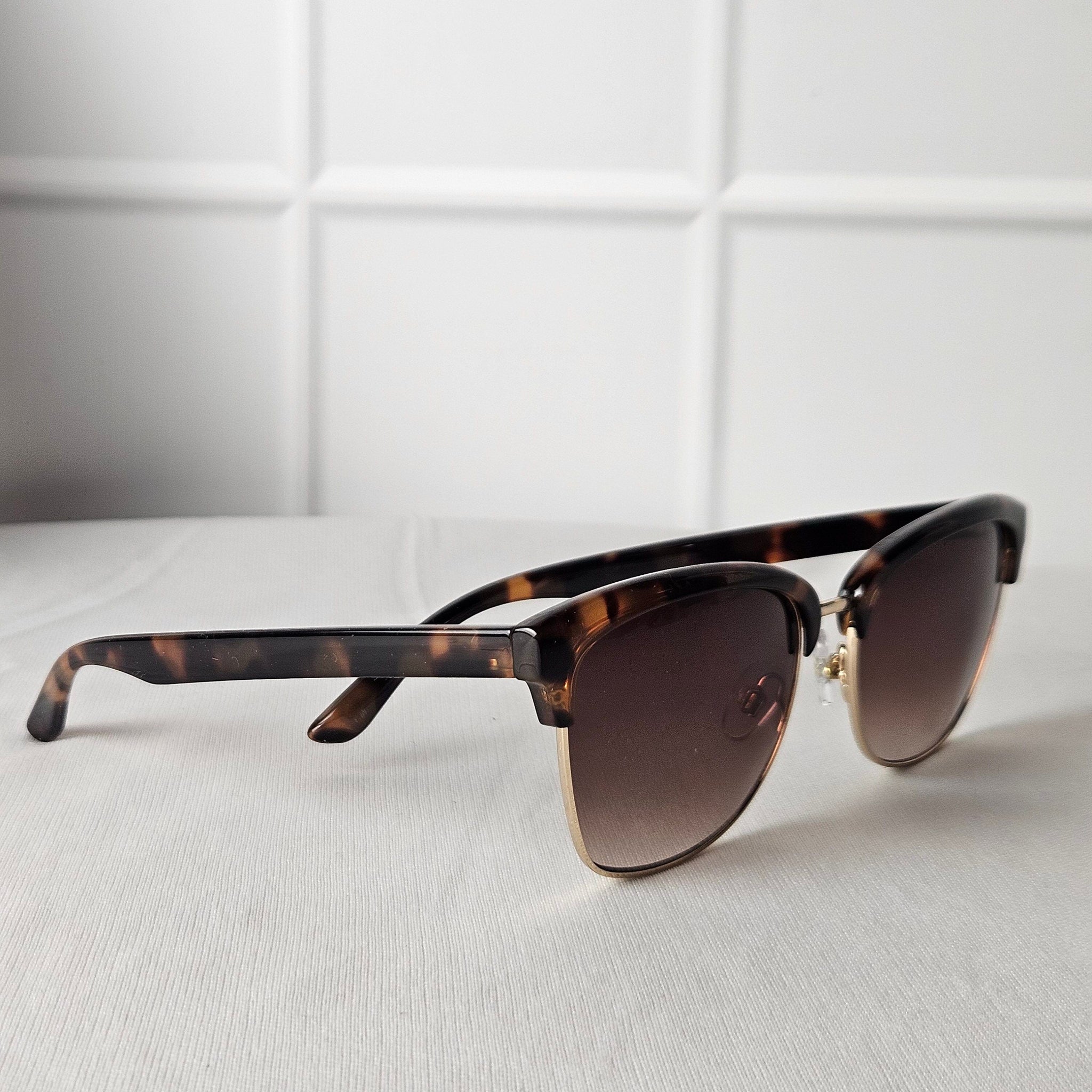 Unisex Sunglass