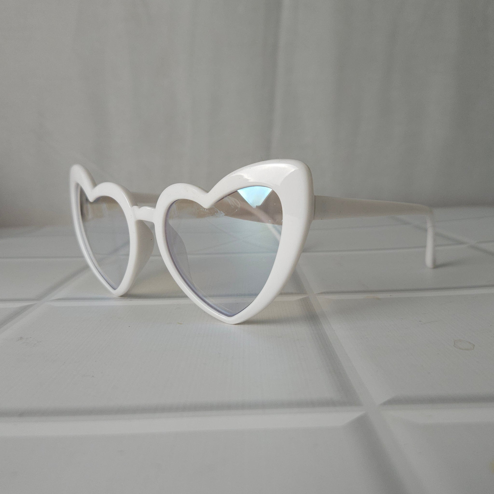 white Heart Sunglass